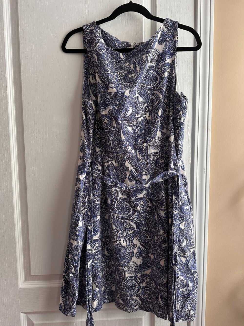 Anne Klein Blue and White Pattern Sleeveless Dress Size 14